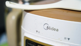 方洪波能否“再造”美的？