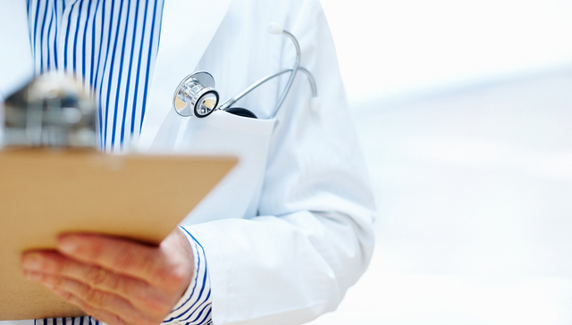 卫健委：强化公立医院公益性导向，合理确定医务人员薪酬水平