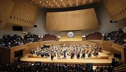 陳吉寧胡和平龔正出席第二十二屆中國(guó)上海國(guó)際藝術(shù)節(jié)開(kāi)幕活動(dòng)