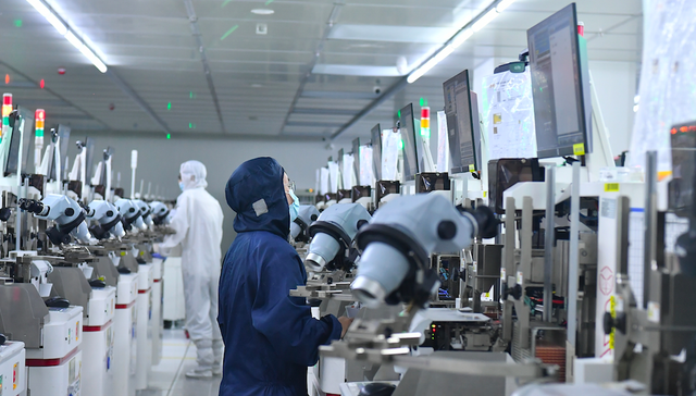 刘元春：明年中国经济运行积极因素较多，但有四大风险值得关注