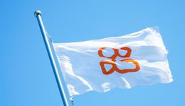 41歲，宿華正式離任