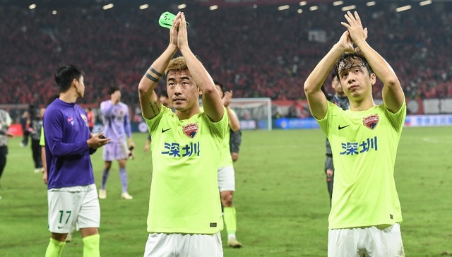昔日冠军深圳队四球告负，成为中超本季首支降级队伍