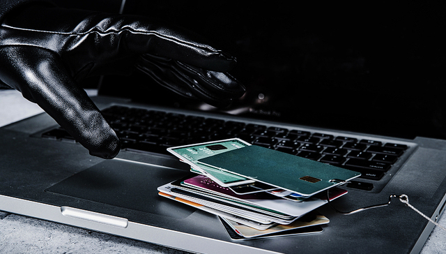 搭建虚假基金交易平台、网络荐股吸粉…最高检发布7大防范金融诈骗典型案例