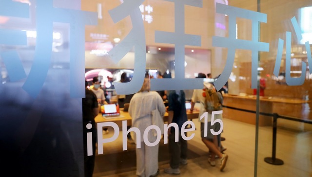 iPhone 15 not a star in Chinese phone galaxy