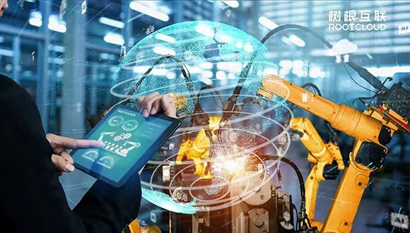 从底层数据生根，如何让产业数字化更省心？