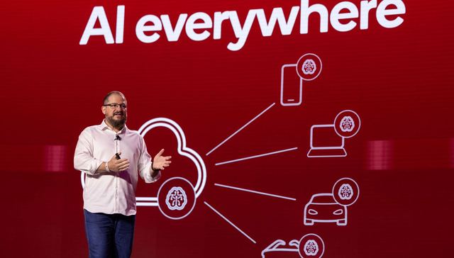 高通发布最新旗舰产品：PC芯片“秒杀”苹果英特尔，手机芯片将由小米首发