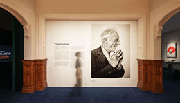 为什么一家源自巴黎的珠宝艺术机构选择落地上海？