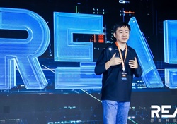 一场“逆工业革命”！百川智能创始人王小川五问AI大模型 | REAL大会