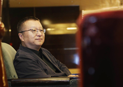 对话微博COO王巍：内容平台如何解决“大模型幻觉”？｜REAL大会