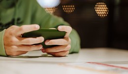 网信办：根据未成年人不同年龄阶段对游戏产品进行分类