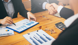 迎接第六屆進(jìn)博會(huì)，清華“芯”等33個(gè)重點(diǎn)項(xiàng)目簽約落戶上海普陀