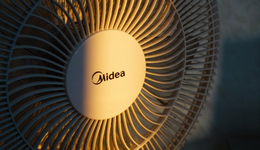 美的拆分“美的”，方洪波寻找“方洪波”？