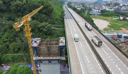 賈康：赤字率提高到3.8%談不上“大放水”