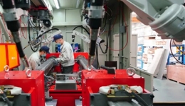 1158万年轻人“脱虚向实”：逃离大厂，涌入制造业