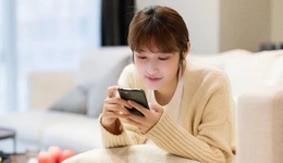 超5亿人“上头”，“抖快号”和“爱优腾”再战微短剧