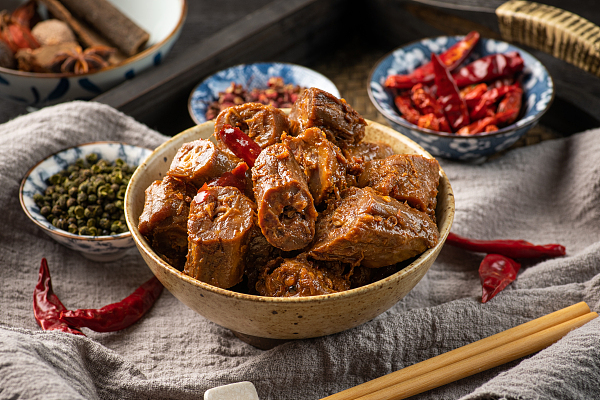 再等一等，鸭脖价格马上要被打下来了