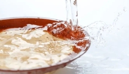 岩石股份“洗髓”重生，上海贵酒仍难立名