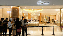 走出免税店的中产，点开拼多多