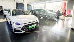 10月汽车经销商库存预警指数环比微升，经营状况恢复不及预期