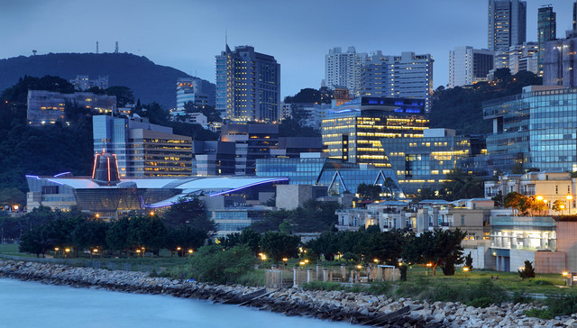 【专访】香港数码港CEO任景信：数码港将承担人工智能超算中心建设，分两期进行