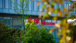 热闹陪诊，孤独就诊