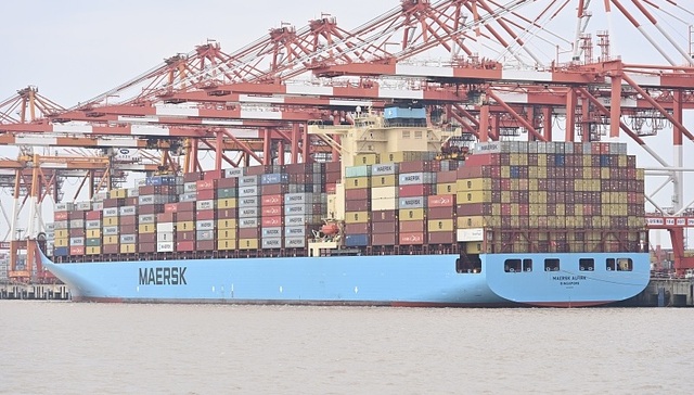 马士基也扛不住了，海运业务转亏、计划裁员1万人