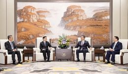 推動(dòng)滬港合作交流再上新臺(tái)階！陳吉寧龔正會(huì)見李家超，滬港合作會(huì)議機(jī)制20周年簽約儀式舉行