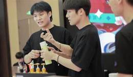 这个双11，小杨哥和三只羊为何“纠缠”李佳琦？