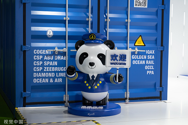 新面孔辣酱饼干想上线，老朋友乐高积木玩下沉｜进博新机遇