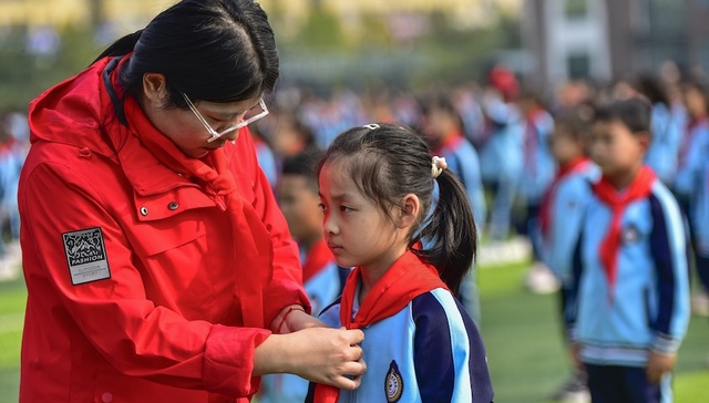 中小学班主任到底承担了哪些繁重工作，其精神压力会走向何方？丨数据说话