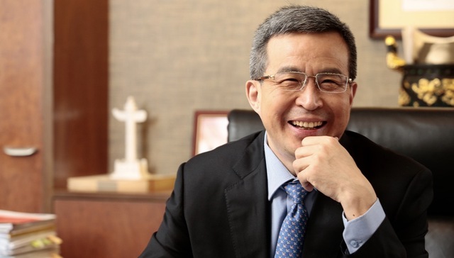 沃华医药董事长赵丙贤被留置，曾因出轨被起诉离婚，又被未成年儿子告