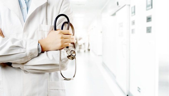 官方通报“医院贩卖出生证明”：停业整顿，院长被采取刑事强制措施