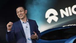 李斌听劝“何小鹏”