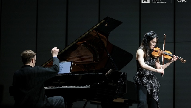 【专访】小提琴家诹访内晶子：演奏者要有好技巧，但更需要对世界有关怀