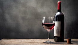 三季度業(yè)績(jī)繼續(xù)承壓，“葡萄酒一哥”張?jiān)加速出清“賠本”資產(chǎn)