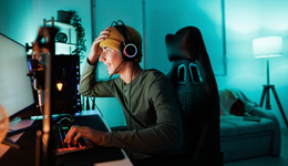 靠消费男性情感爆火后，《完蛋！我被美女包围了》能否逃脱短命结局？