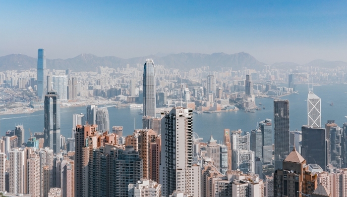 香港,招商引资,新世界,郑志刚,香港财富传承学院