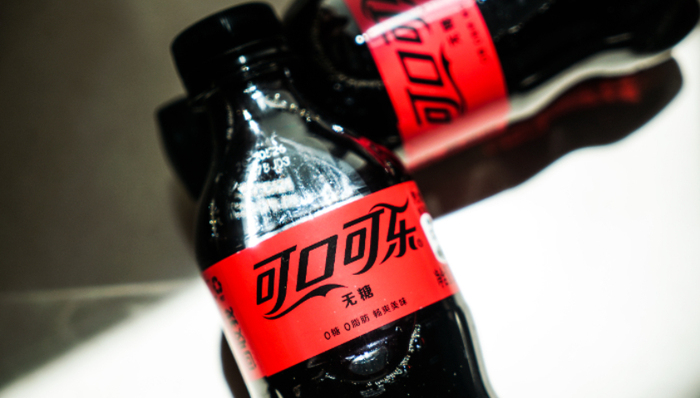 饮料,年轻人,可口可乐,健康需求,