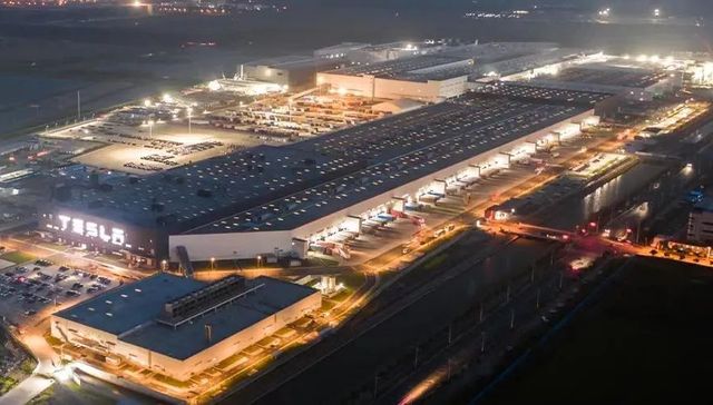 探访特斯拉上海超级工厂：从神秘走向理解