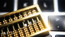 大幅缩减金融业务，天虹股份的转型之路能走通吗？