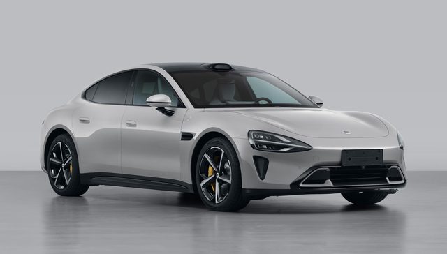 小米两款纯电轿车登陆工信部新车目录：北汽代工，搭载宁德时代和比亚迪电池