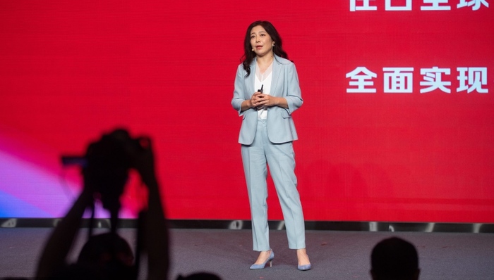 快看 | 京东高层调整：CEO许冉接棒辛利军兼任京东零售集团CEO