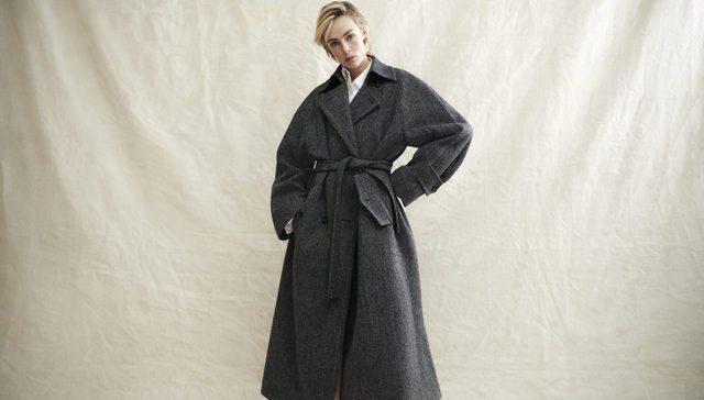 巴黎世家上架浴巾裙单品，Weekend Max Mara与时装编辑合作丰富时髦女性衣橱｜是日美好事物