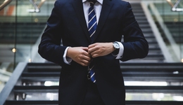 商業(yè)分析的信任危機(jī)，劉潤事件只是冰山一角？