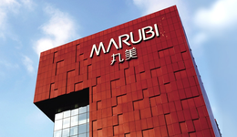 丸美“复制”珀莱雅？