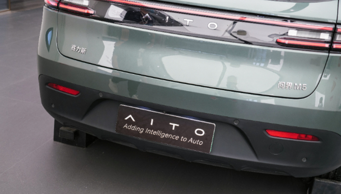 余承东,何小鹏,产品安全,华为,问界M5,车祸,AEB