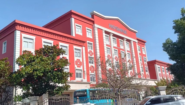 【深度】与“功勋”总经理反目背后：硅业大王在下沉