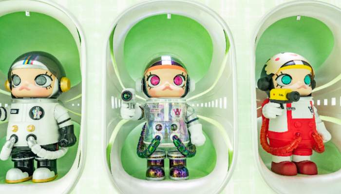 潮玩IP,主题公园,泡泡玛特,粉丝经济,