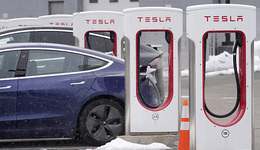 特斯拉一個(gè)月漲價(jià)四次，頻繁調(diào)價(jià)的底層邏輯是什么？