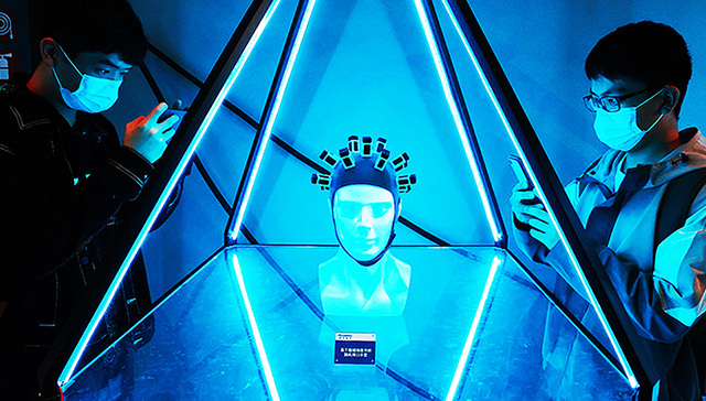 【图集】从“隔空取物”到解决失明问题，脑机接口能帮助我们实现什么？